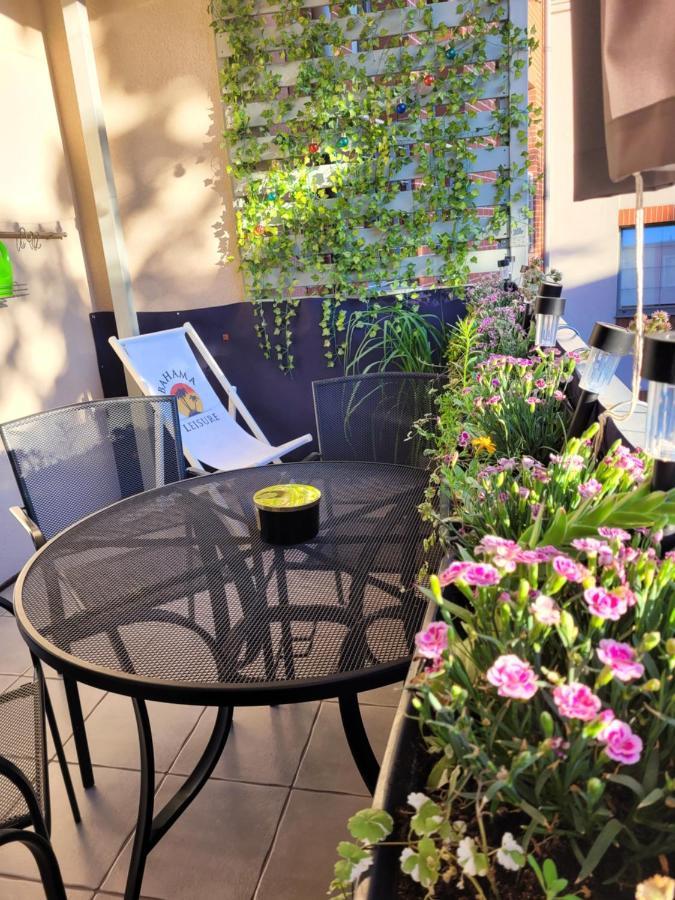 Soft Spot - Free Parking Apartment กดัญสก์ ภายนอก รูปภาพ